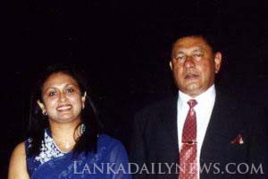 Maj Gen Janaka Perera and His wife